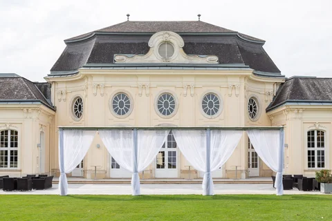 Terrasse des Schloss Laxenburg vor den Toren Wiens